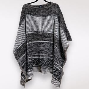 GAP One Size Poncho Wool Boho Gray Warm Knit Lagenlook Chunky Stripe Winter Fall